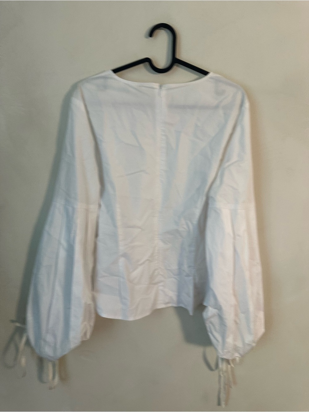 Lucy Paris White Long-Sleeve Tie Cuff Blouse Cotton Large - Picture 2 of 4
